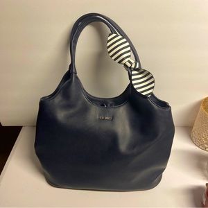 Nine West navy purse with bow